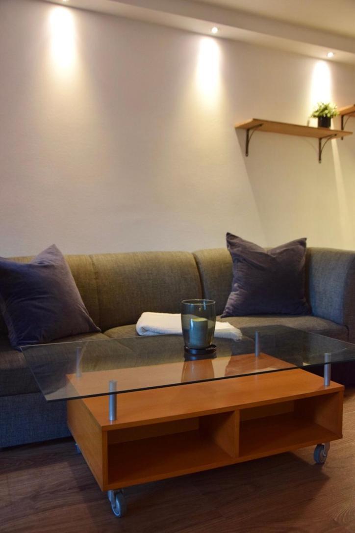 Stilvolle Wohnung Mit Balkon & Parkplatz ロストック エクステリア 写真