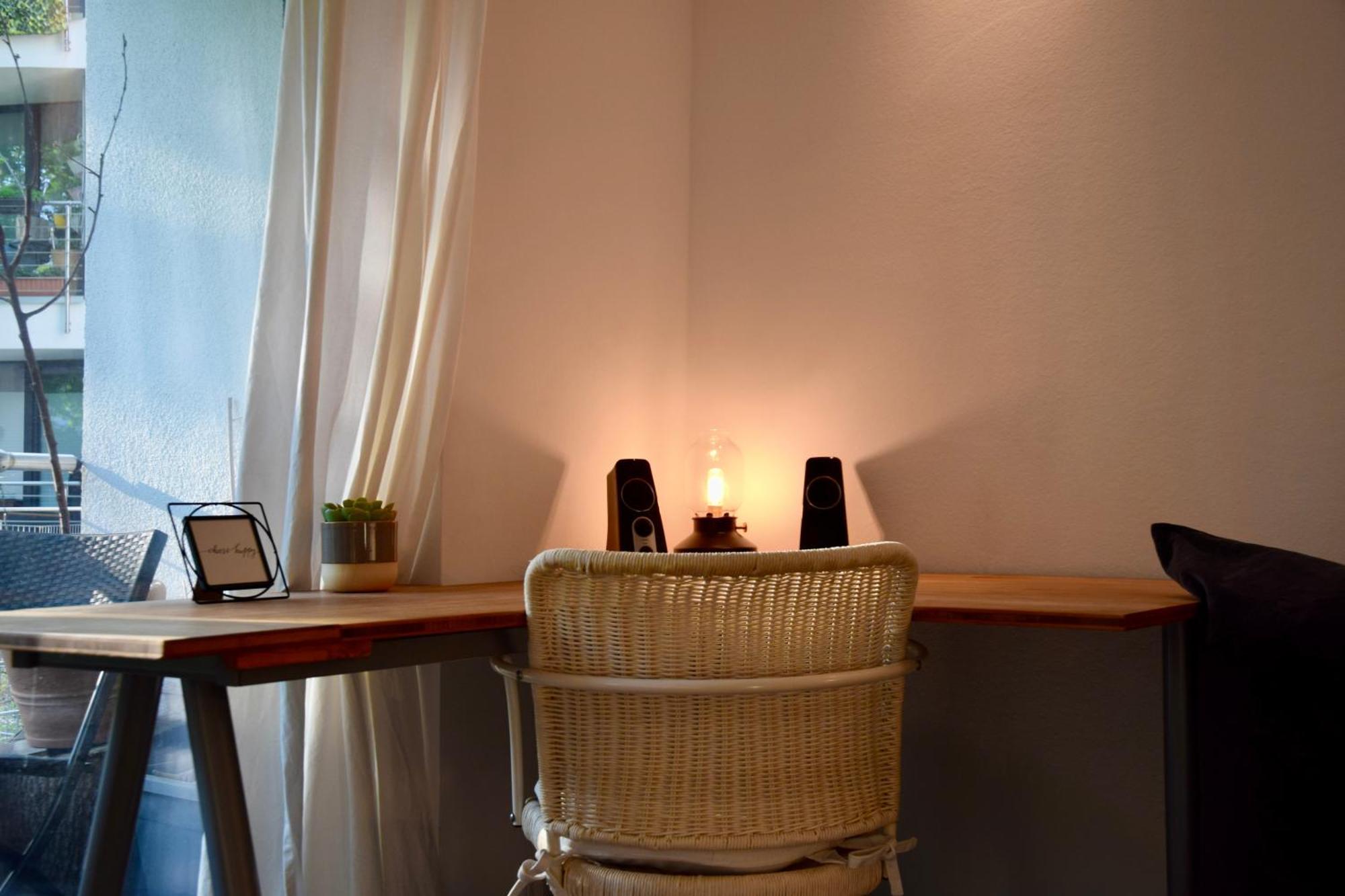 Stilvolle Wohnung Mit Balkon & Parkplatz ロストック エクステリア 写真