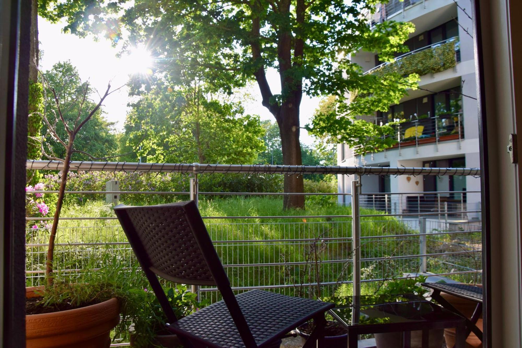 Stilvolle Wohnung Mit Balkon & Parkplatz ロストック エクステリア 写真
